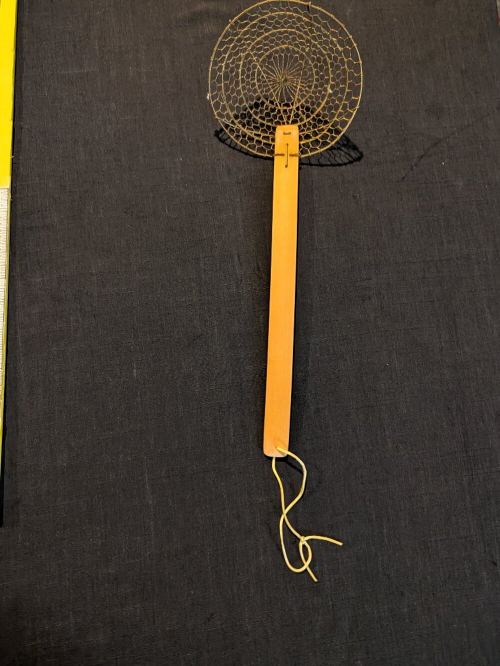 Vintage Wire Skimmer Spider Strainer Kitchen Tool - Picture 2 of 9